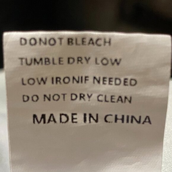 Beautiful short sleeve tunic, blue, purple & super large flower, size 1X - Picture 9 of 9